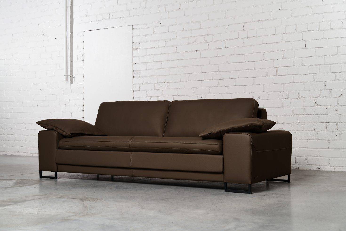 Trivietė odinė sofa ARGUS (Espresso) – 245×100 cm 5