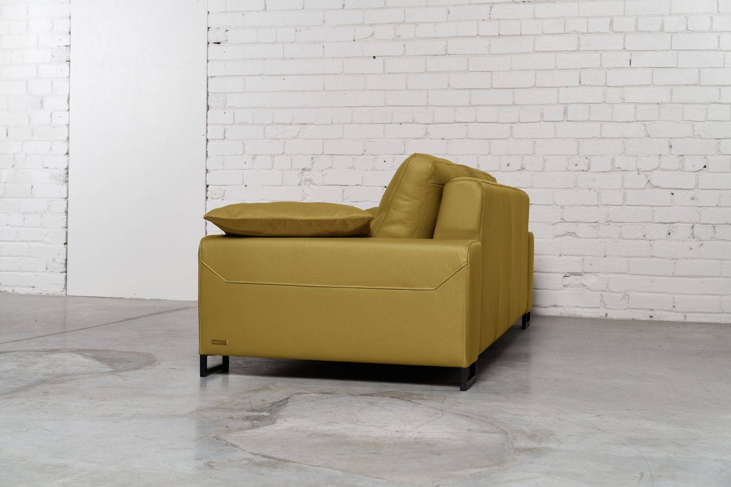 Trivietė odinė sofa ARGUS (Dessert) – 245×100 cm 4