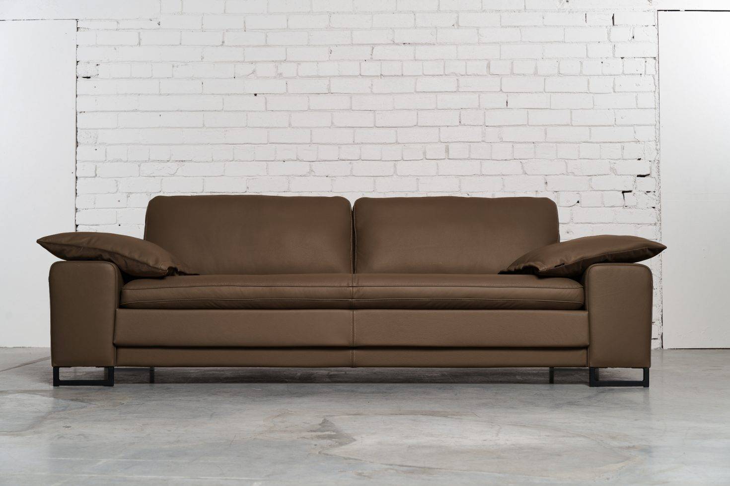 Trivietė odinė sofa ARGUS (Lever) – 245×100 cm 2