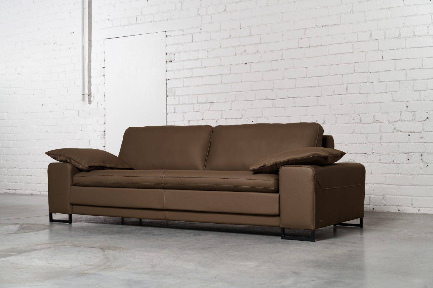 Trivietė odinė sofa ARGUS (Lever) – 245×100 cm 3
