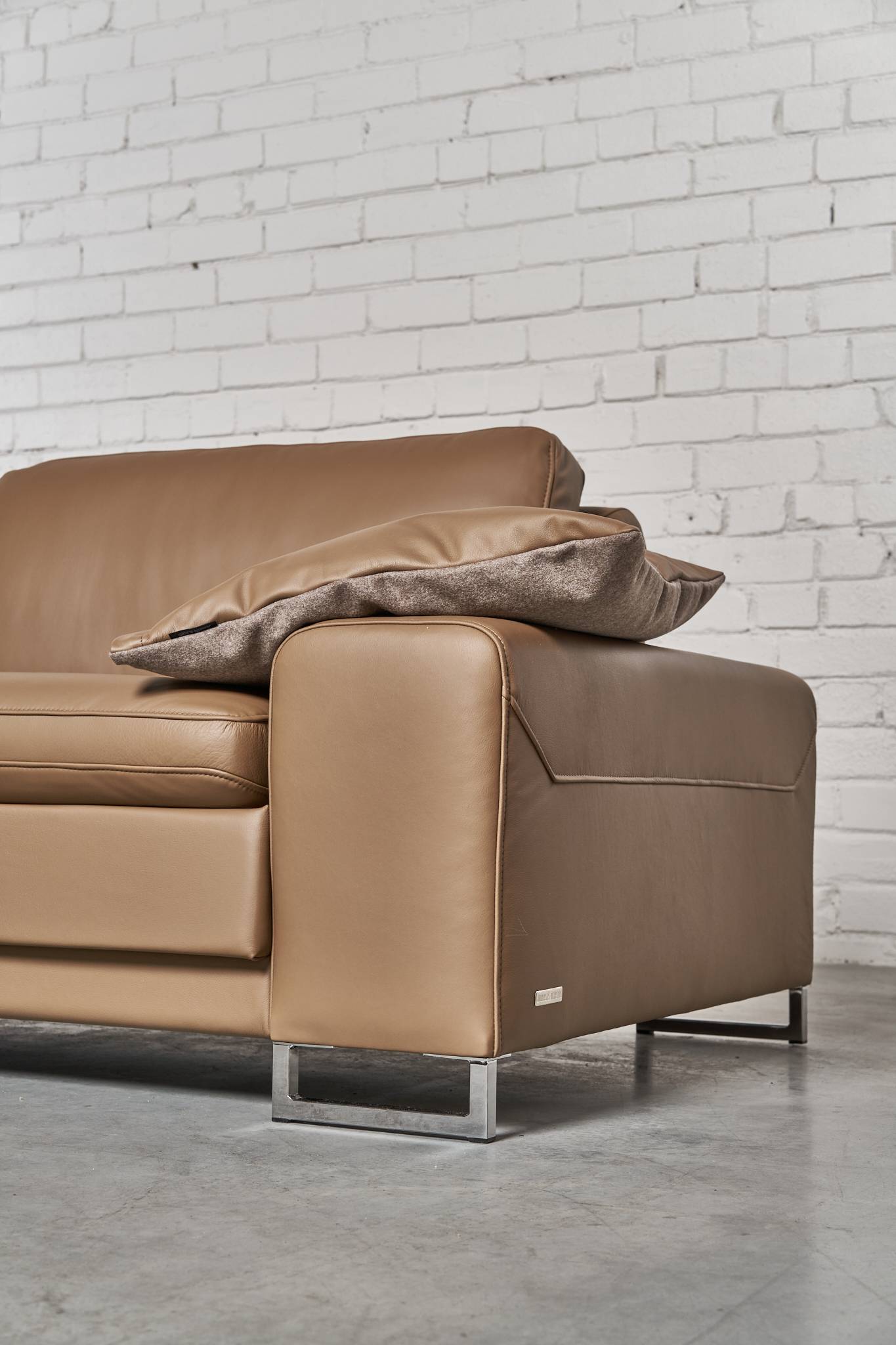 Minkšta sofa ARGUS – 245×100 cm 16