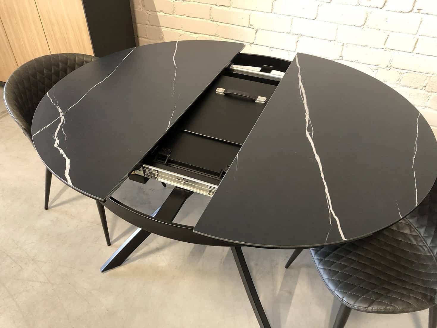 Apvalus valgomojo stalas FJORD juodas 110Ø (155)xH76 cm 6