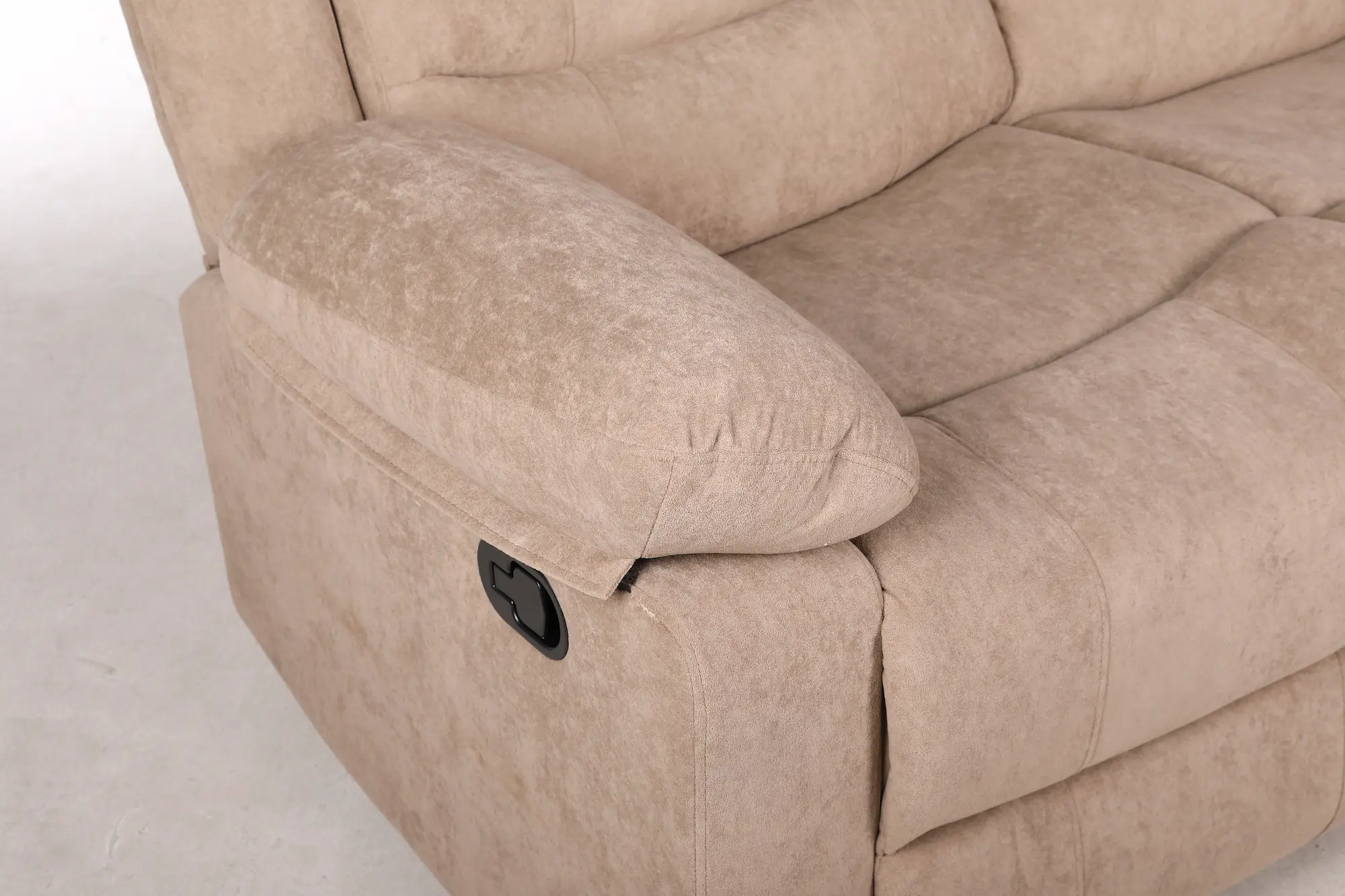 Dvivietė sofa su reglaineriais RAMZI – šviesiai ruda spalva – 152x97xH102 cm-5